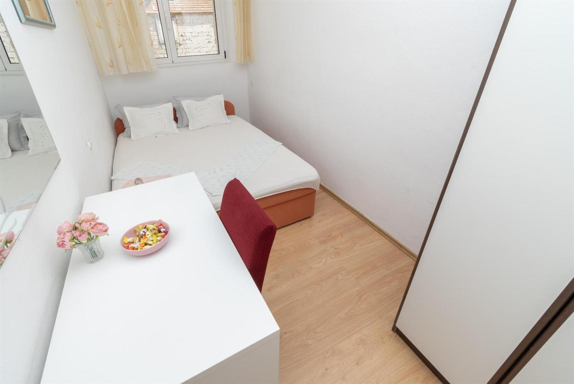 Apartment Joviz Макарска Екстериор снимка